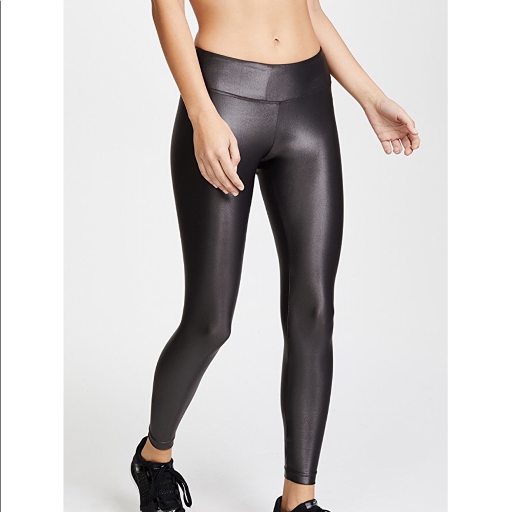KORAL NWT Black Shiny Legging (lulu for exposure)